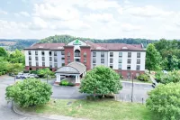 Holiday Inn Express & Suites Kodak East-Sevierville Hotels in Sevierville