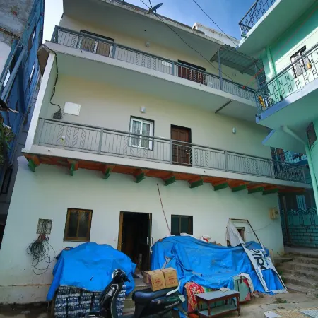 Hotel Mid Town Inn by Yanu Hotel & Resort - Walking Distance from Nakki Lake