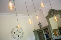 Caistor Hall Hotels in Swainsthorpe