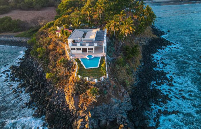 Paradise Surf Hotel