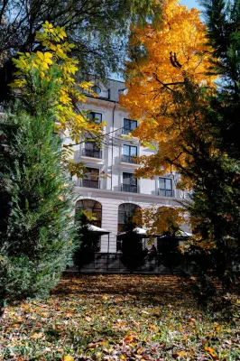 Grand Hotel Sofianu โรงแรมใน