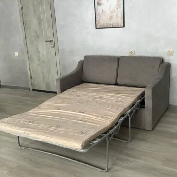 Golden (Голден)