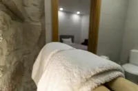 Alojamento Girassol - Guest House - Quarto Com Casa de Banho Privativa