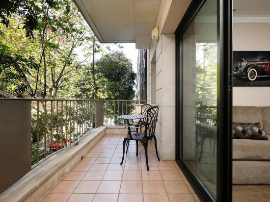 Apartamentos Hispanos 7 Suiza