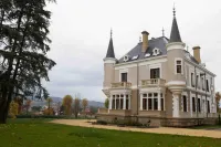 Eclosion Château Hôtel & Restaurant - Pools