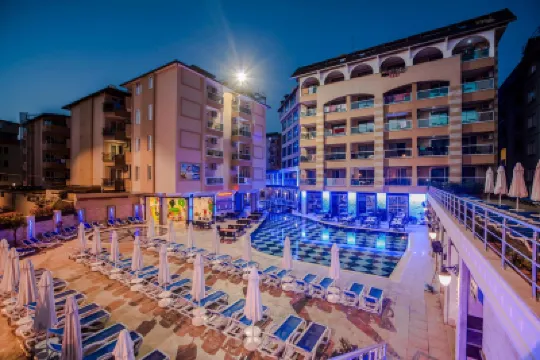 Tac Premier Hotel & Spa 埃及豔后海灘附近的飯店