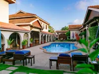 Mahogany Lodge, Cantonments Hotels near Labadi