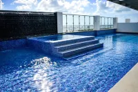 The Watermark Hotel - Pools