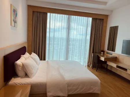Imperial Grand Suite Apartment Kuching Отели в г. Kuching Division