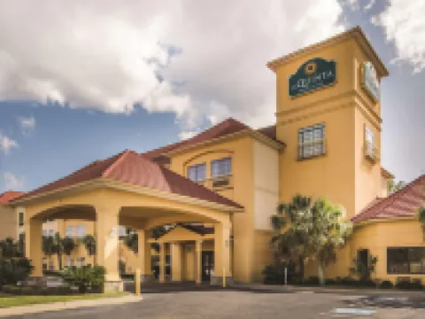 La Quinta Inn & Suites by Wyndham Dublin Hotels in Dublin