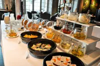Ostrovskij Hotel - breakfast