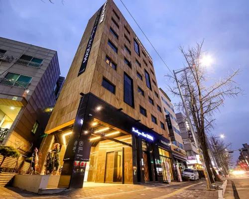 Songpa Boutique Hotel XYM Hotels near Gaerong Station