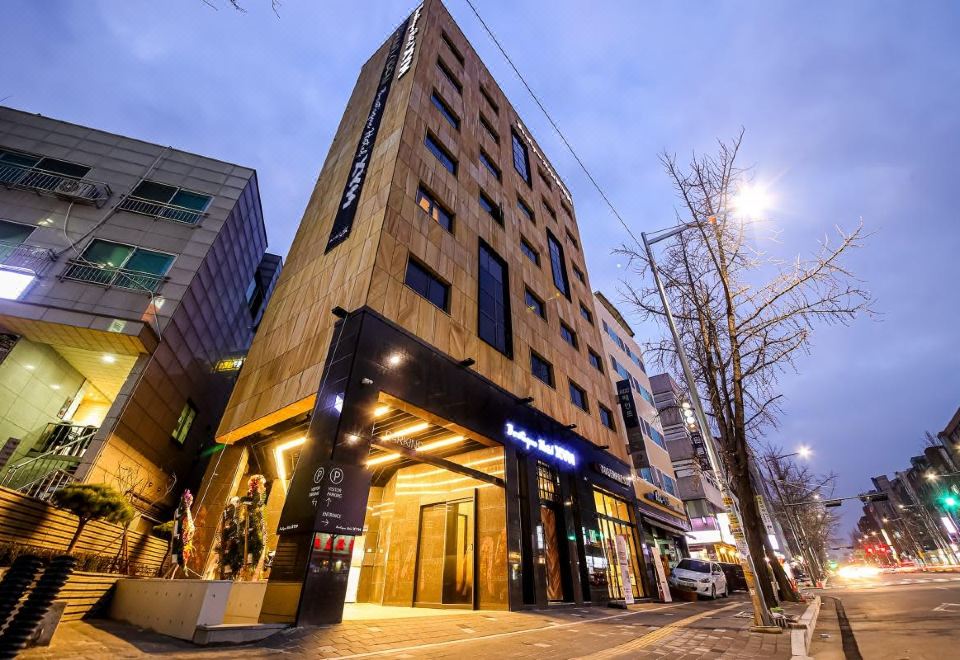 부티크 호텔 XYM