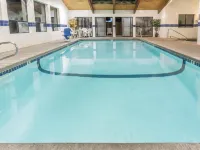 Super 8 by Wyndham Bend