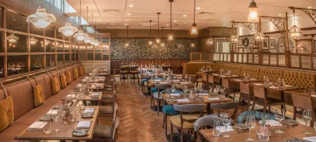 De Vere Beaumont Estate Отели в г. Виндзор