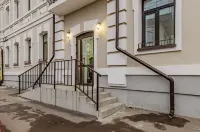 Берисон Камала Отели в г. 