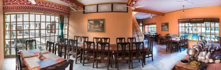 Hotel Harmony Отели рядом с достопримечательностью «Кандарья-Махадева»