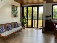 Villa Saung Wira Hotel di Kecamatan Beber