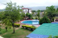 Hill View - piscine