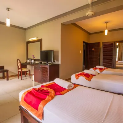 Kings Ridge Kandy Hotels near Kandy Train Station