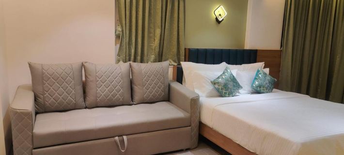 Hotel Vaishnavi Heights,  Solapur Hotels in Solapur