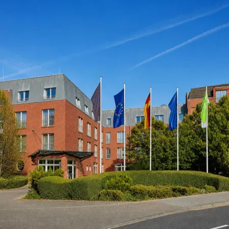 H+ Hotel Köln Hürth by Sunday Hotels Отели рядом с достопримечательностью «Юнкерсдорф»