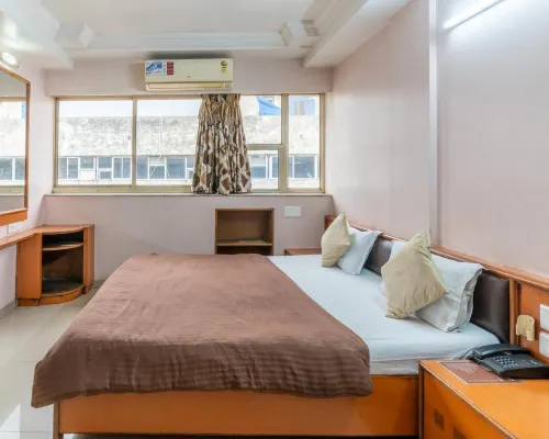 Hotel Sanmati Hotel in zona Moschea Sidi Bashir