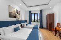 Glory Light Da Nang Hotel- 5 Minutes to My Khe Beach - New