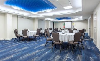 Holiday Inn Express & Suites Mississauga-Toronto Southwest