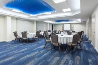 Holiday Inn Express & Suites Mississauga-Toronto Southwest