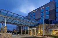 Hyatt Place San Antonio North Stone Oak Hotels near Encino Park Center
