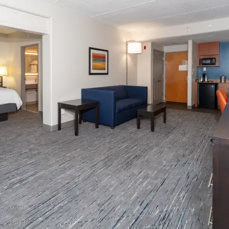Holiday Inn Express & Suites JACKSONVILLE AIRPORT by IHG