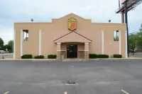 Super 8 by Wyndham Lafayette / Purdue Area
