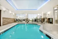 Fairfield Inn & Suites Van Canton Area