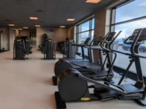 フォー ポインツ フレックス バイ シェラトン ホーセンス ヘーデンステット市のホテル