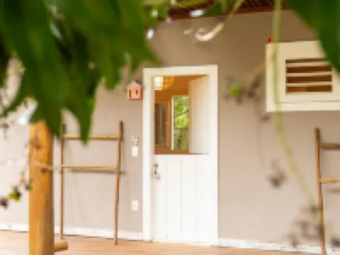 คาซา มันดาลา โครุมบาว โรงแรมในปราโด