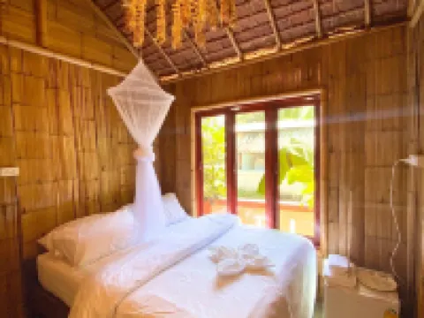 บ้านไร่ใจแจ่ม/Ban Rai Jai Chaem-Spa Cafe & Homestay โรงแรมในอำเภอ แม่แจ่ม