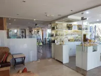阿布海利法魔法套房酒店 - 停車場