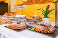 Hotel Tiffany's - breakfast