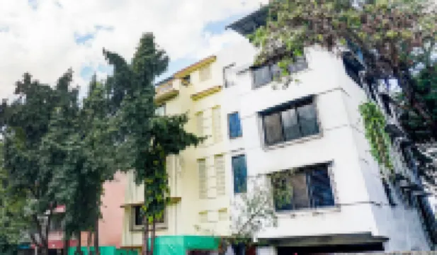 Hotel Bestow Inn Koregaon Park Pune -Near Osho Ashram โรงแรมใกล้Osho Teerth Park