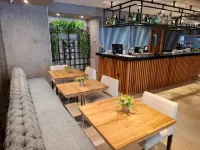 Washington Plaza - bar