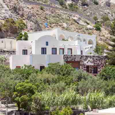 Moschatos Beach House Hotel Exterior