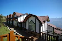 Sea of Clouds Vacation Villa - Mountain view