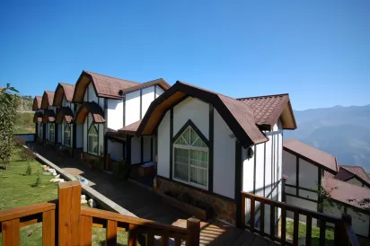 Sea of Clouds Vacation Villa