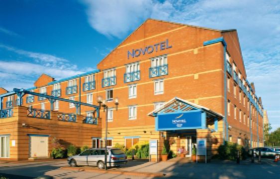 노보텔 울버햄프턴 시티 센터