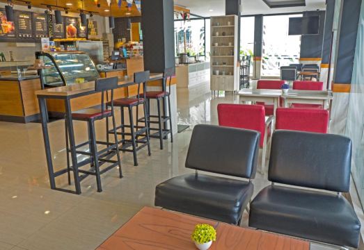 호텔 주변 야경 사진