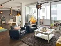 Heart of Gold Hostel & Capsules Berlin Hotels near The Brandenburg Gate