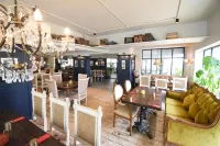 Kings International Juhu Hotels in Mumbai