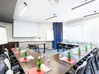Qubus Hotel Łódź โรงแรมในลอดซ์