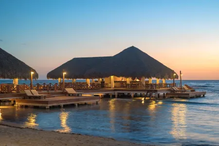 Hotel Casa Hemingway Отели в г. Хуан-Долио